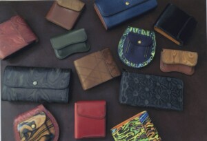 LEATHER WORKER PIECE2