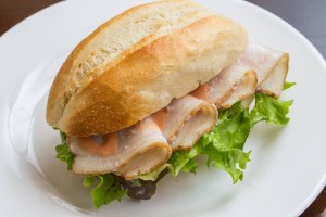 イベリコ豚自家製ベーコンのサンドイッチ