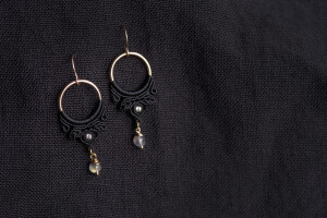 ツヅリ装身具 ピアス